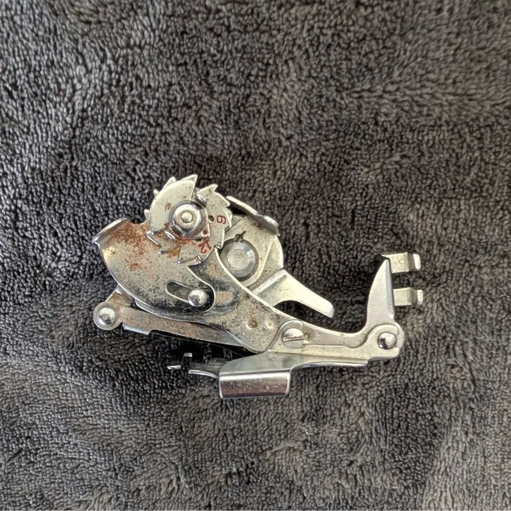 Vintage Ruffler Sewing Machine Foot‎ Attachment